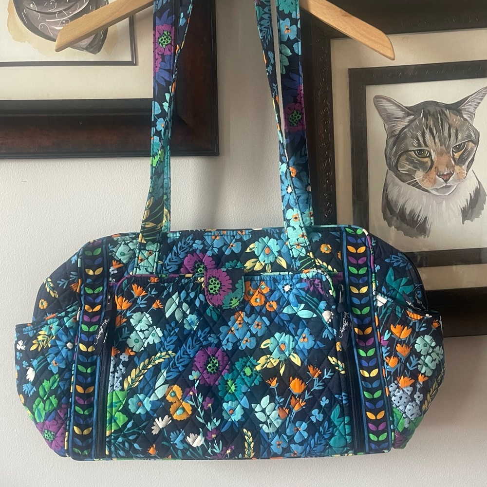 Vera Bradley Large Traveler Duffel Bag like new midnight blues pattern floral